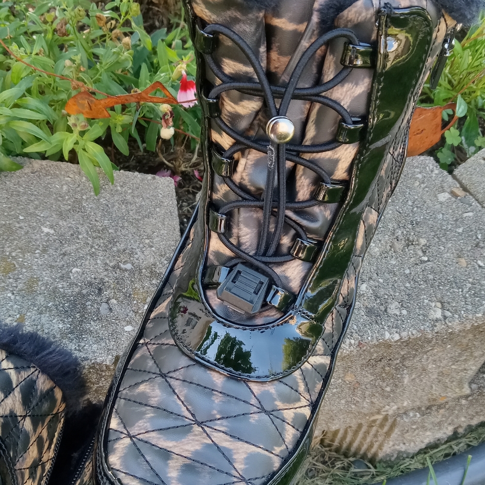 NIB Khombu Waterproof Winter Ankle Snow Boots, Leopard, 8 - Picture 4 of 9